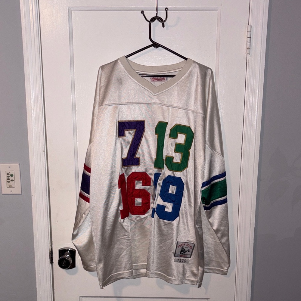 Vintage Sports Retro Jersey with Colorful Numbers